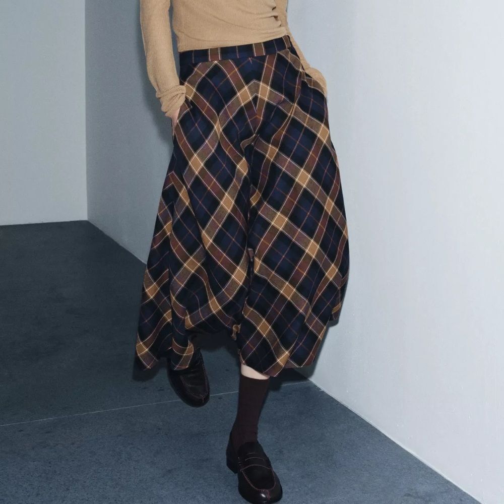 ZARA CHECK CAPE SKIRT ZW COLLECTION LIMITED EDITION - Picture 2 of 9